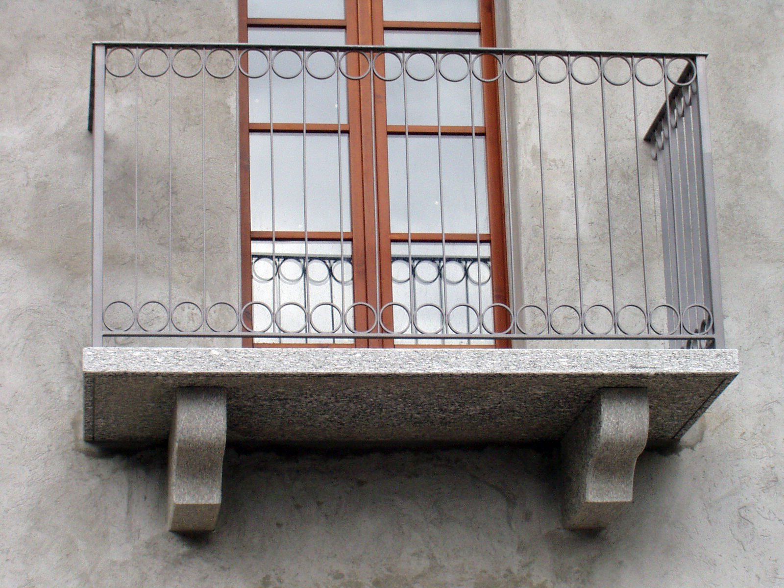 ringhiera con decorazioni