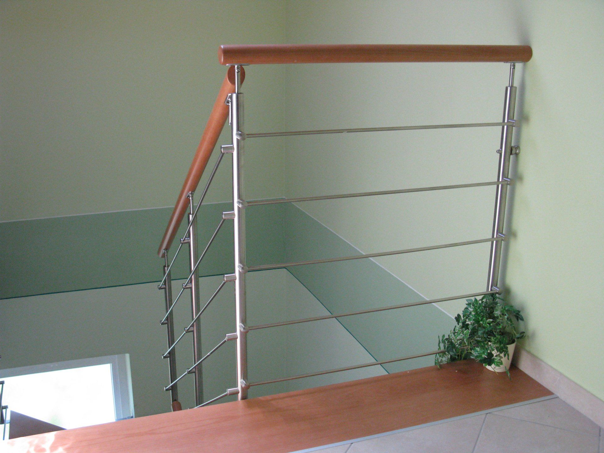 ringhiera per interno casa in acciaio e legno