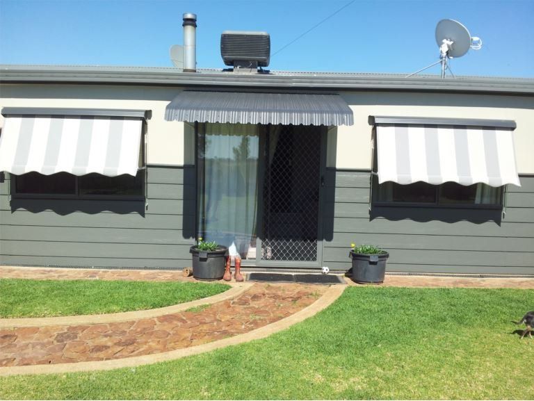 fixed steel awnings