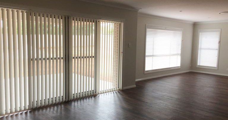 vertical drapes