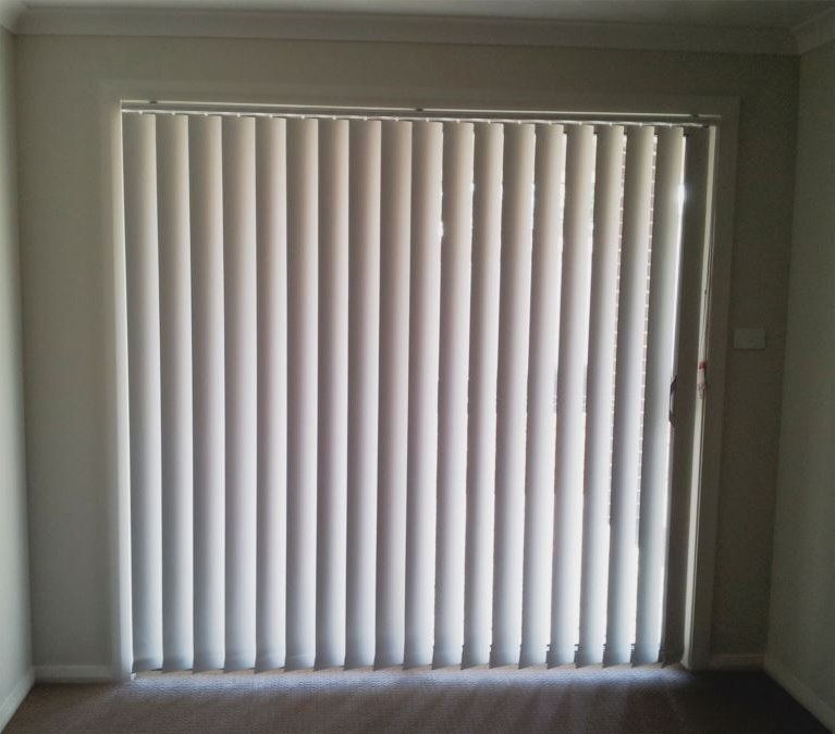 vertical drapes