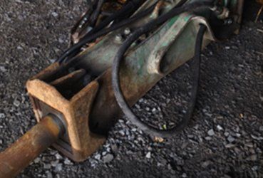 Repair of rock hammers