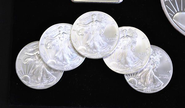 Collectable Coins — Liberty Year 2001 Coin in Miami, FL