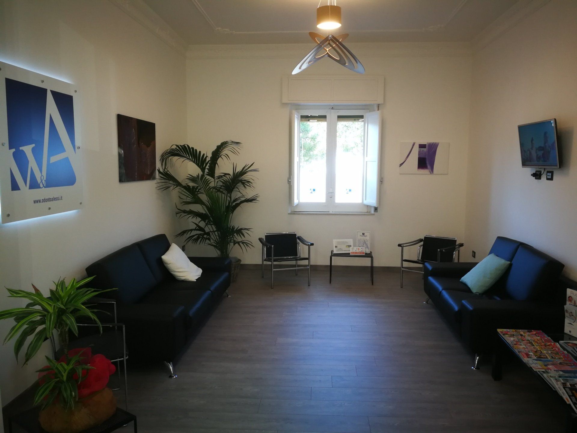 sala d'attesa dello studio dentistico