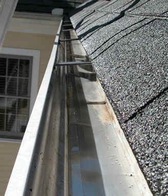 Gutter Cleaning Bloomfield, MI