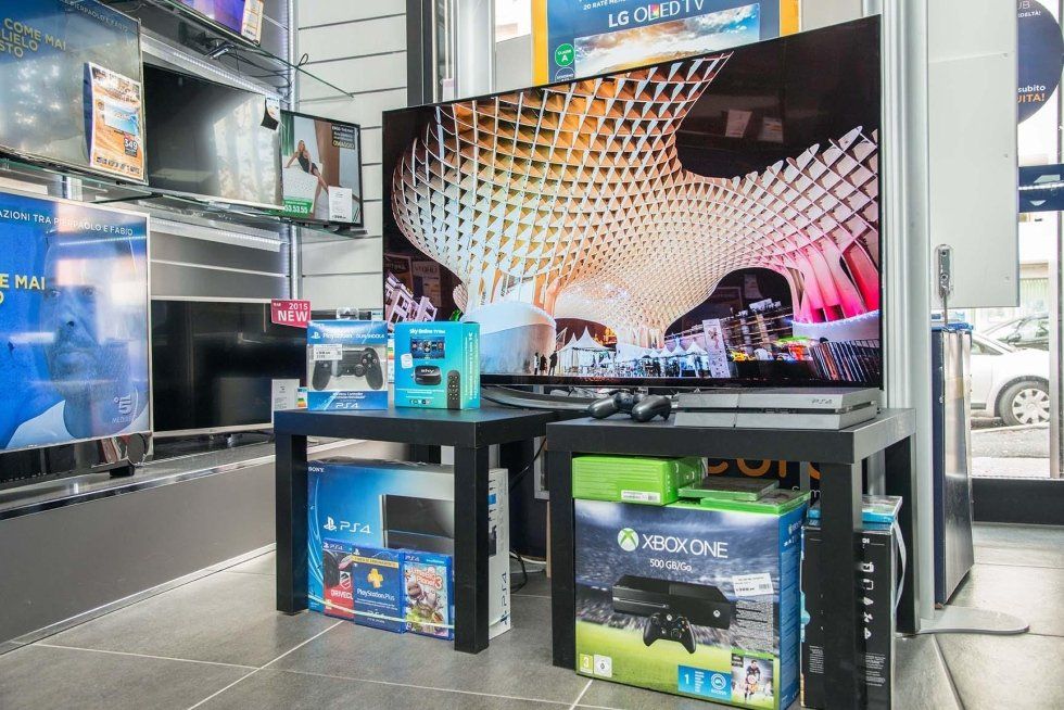 televisore maxischermo