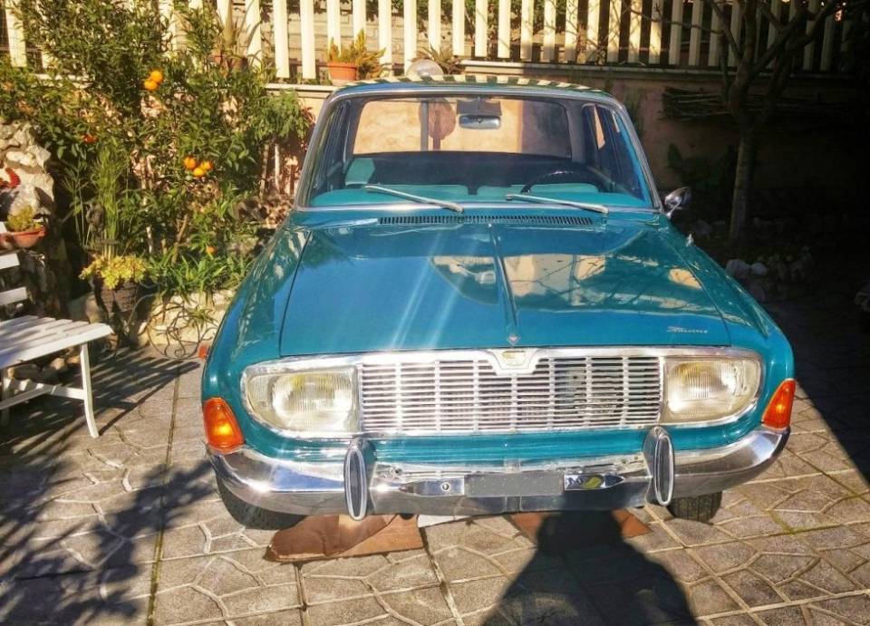 Vecchia Ford