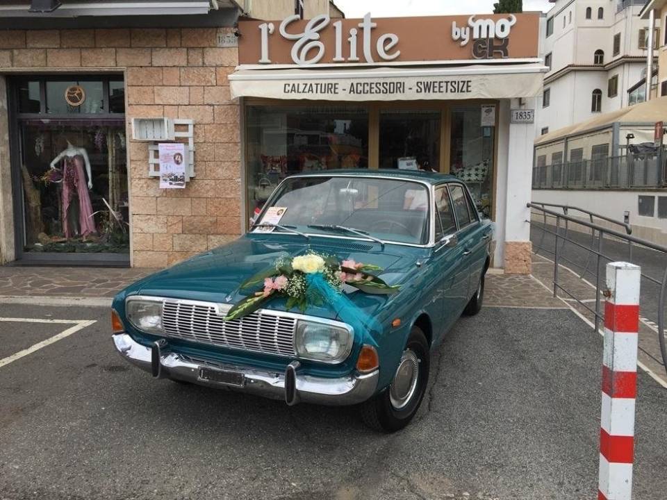 Ford restaurata