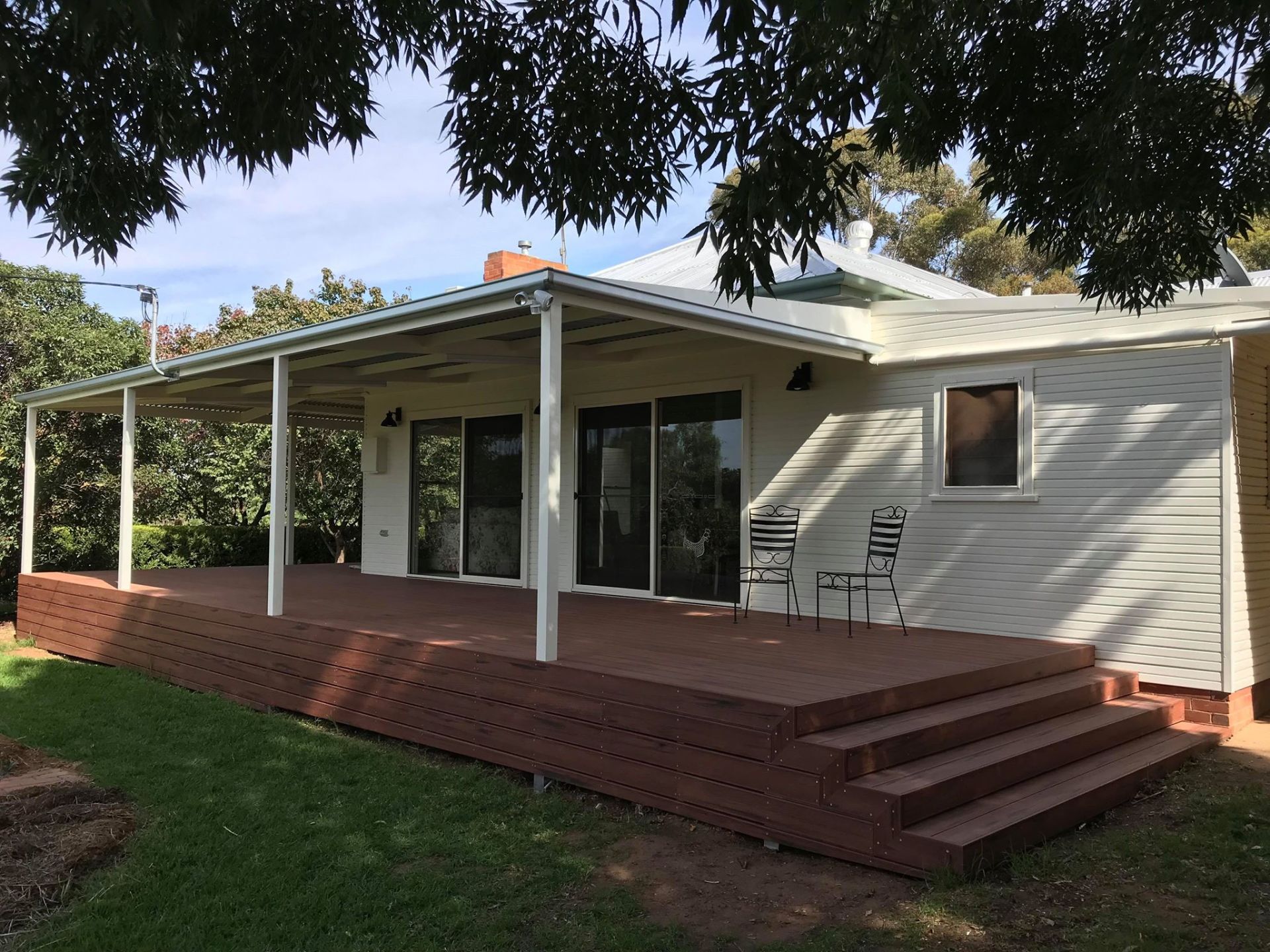 Front view of home