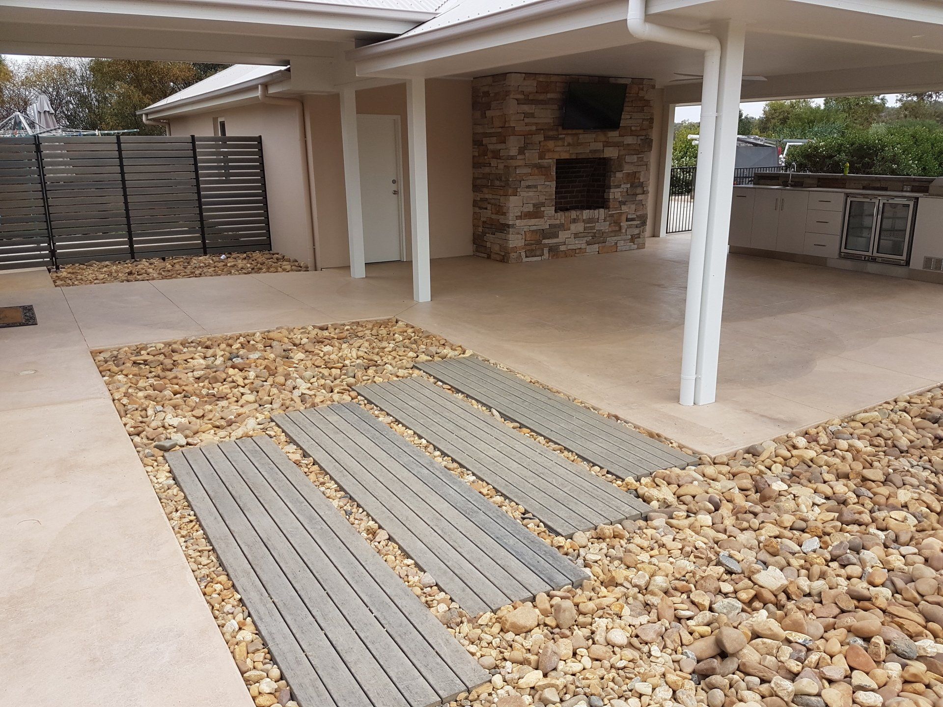 Outdoor walkway