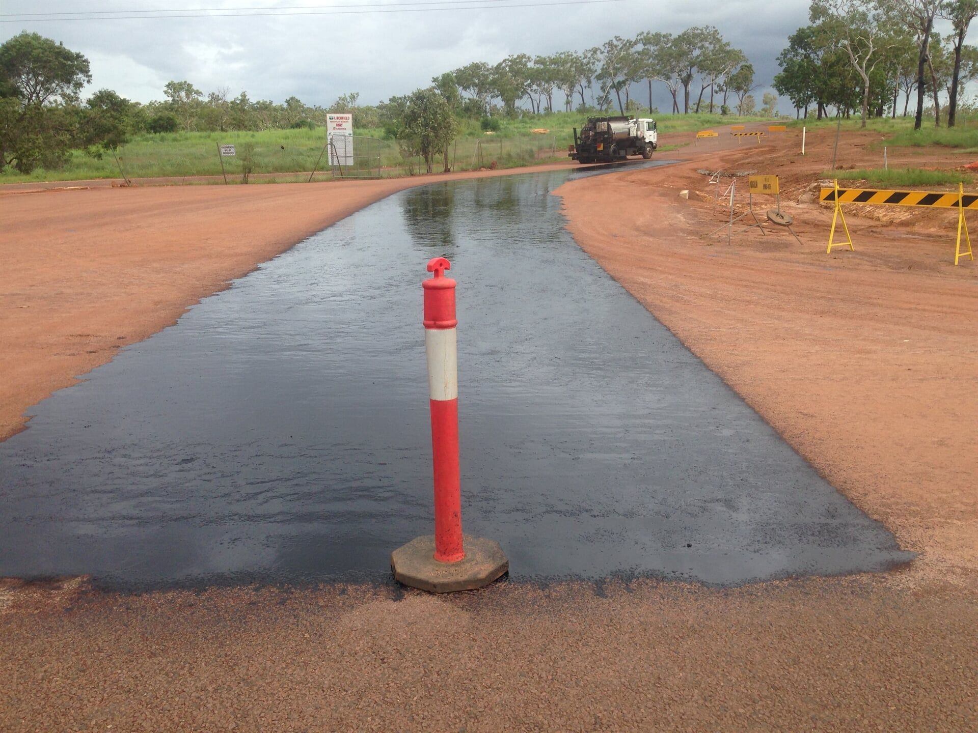 Asphalt — Lavercombe Quarries In Virginia, NT