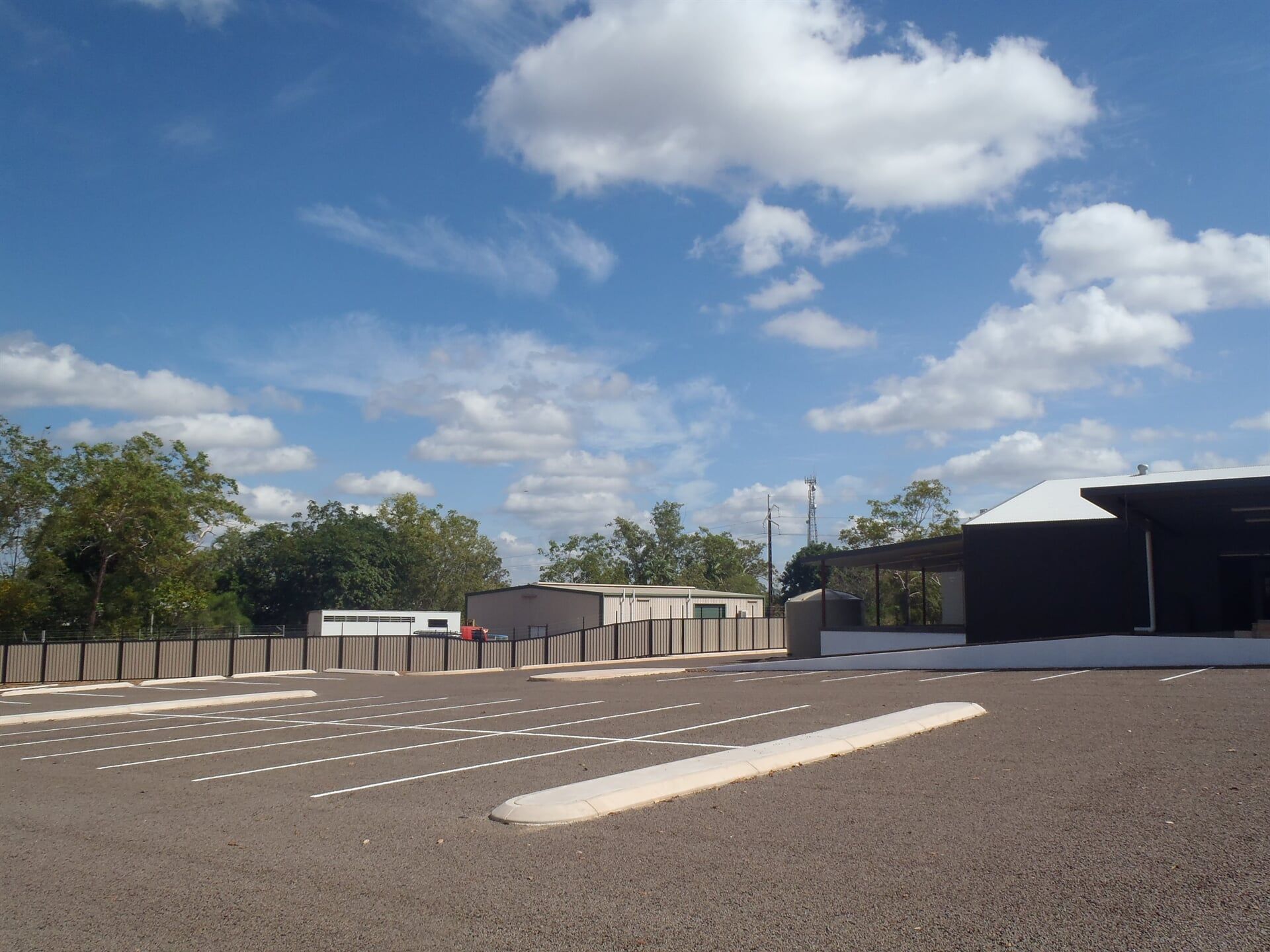 View Of An Empty Car Park — Lavercombe Quarries In Virginia, NT