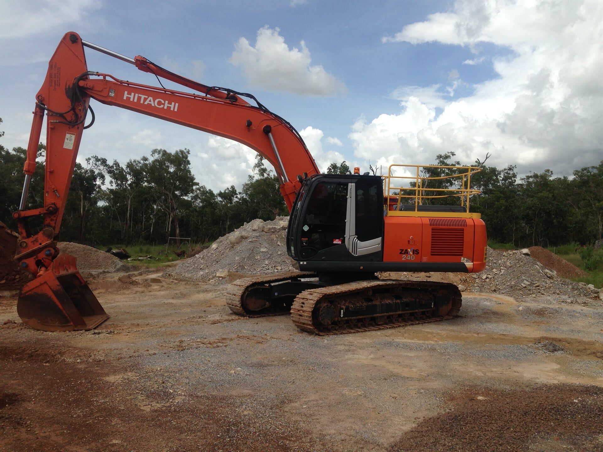 Excavator — Lavercombe Quarries In Virginia, NT