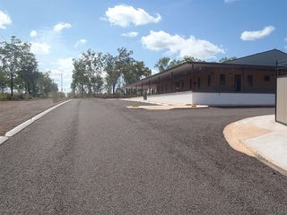 Berry Springs Tavern Carpark — Lavercombe Quarries In Virginia, NT Berry Springs Tavern Carpark — Lavercombe Quarries In Virginia, NT