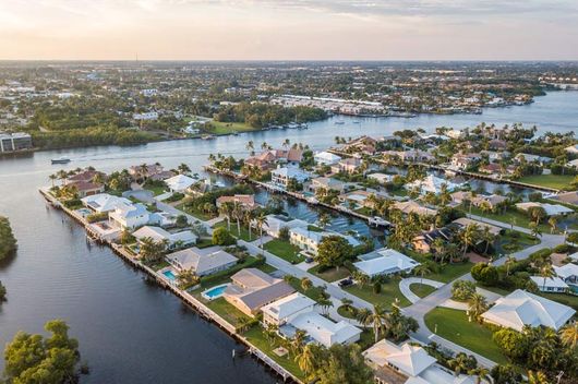 florida homes near water
