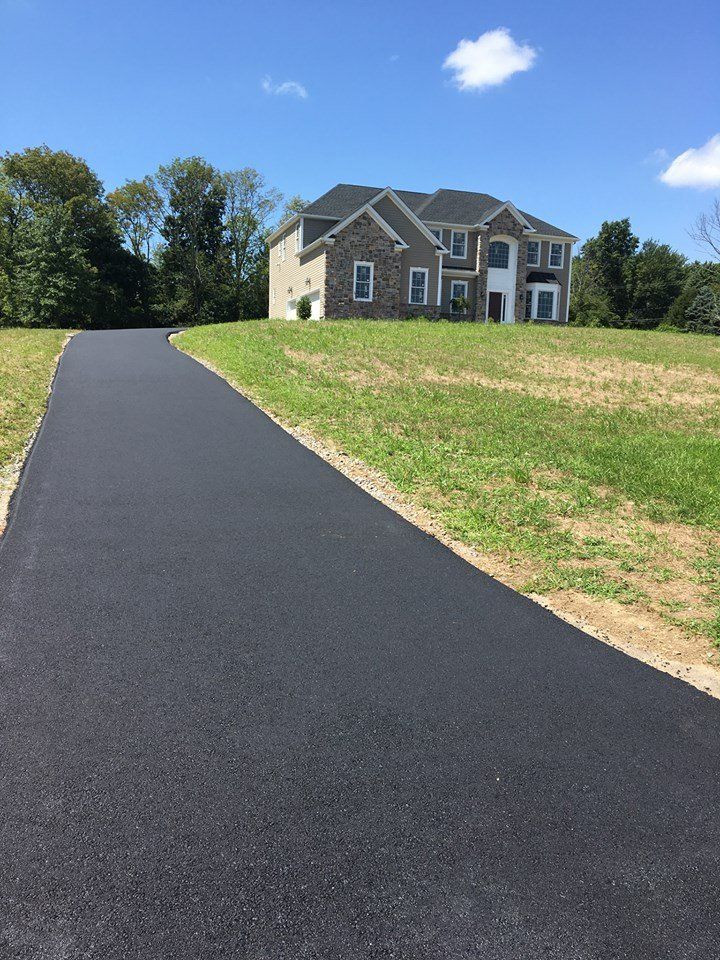 Driveway Paving Clean Driveway In Flemington, NJ