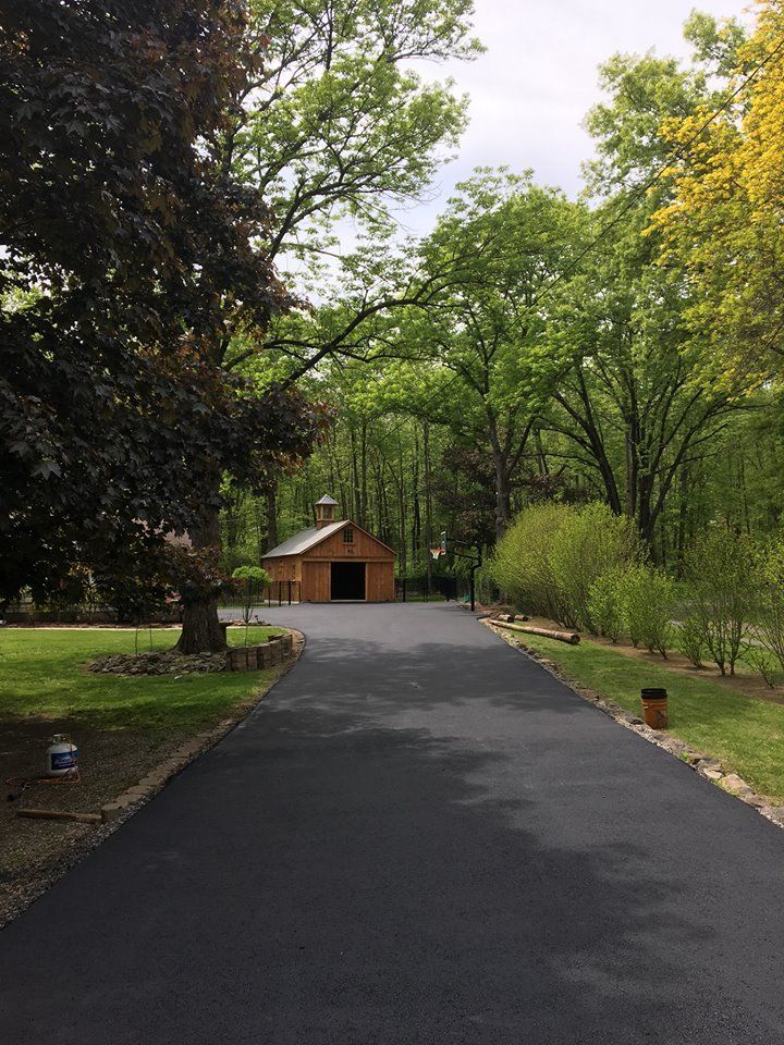 Concrete Pavers Clean Constructed driveway In Flemington, NJ
