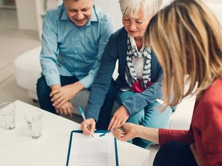 Insurances Accepted — One And Two Woman Writing in Eureka, CA Insurances Accepted — One And Two Woman Writing in Eureka, CA