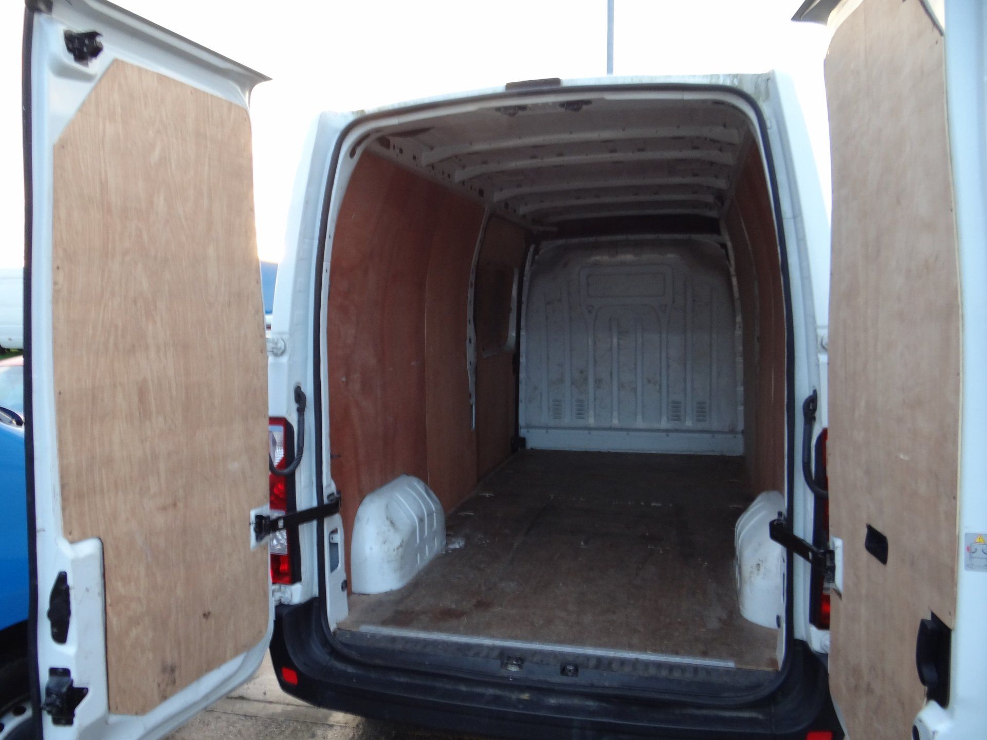 Van - Rhino Van Hire