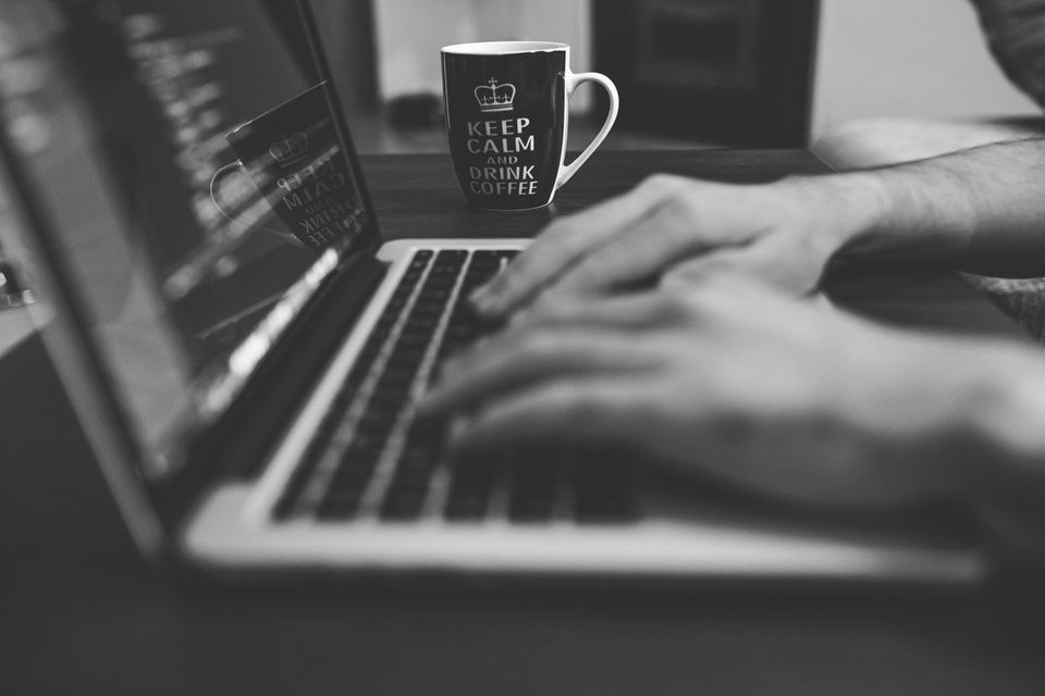 Island Buro | Working on the laptop