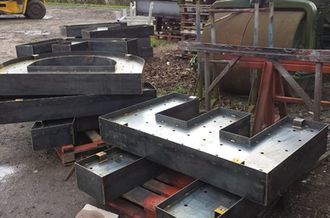 Ample workshop space to accommodate big orders or large, awkward objects.