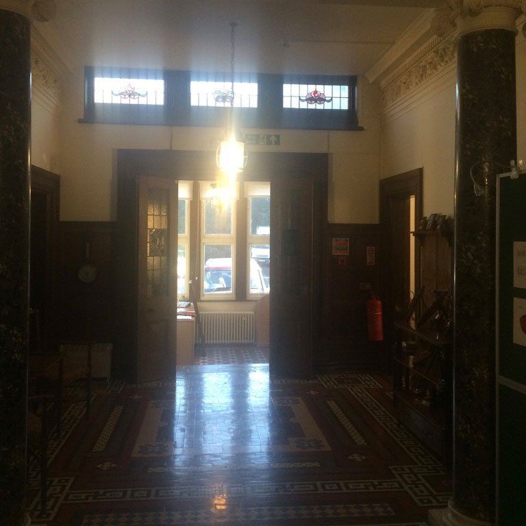 Heritage building decoration