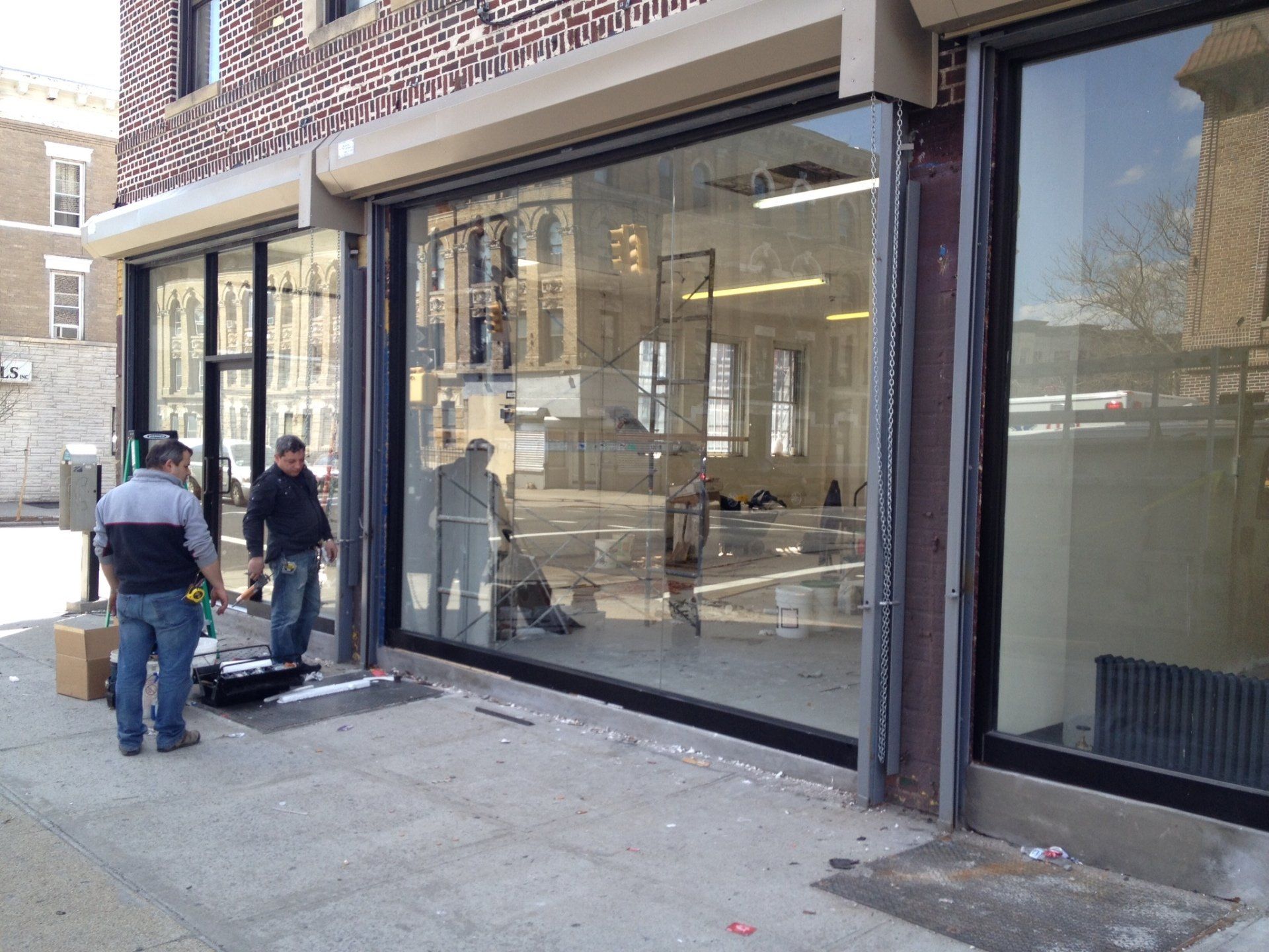 Commercial Glass & Storefront | Brooklyn, NY | Absolute Glass & Mirrors