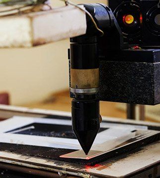 Custom Cut Glass - repairing glass and mirrors in Brooklyn NY