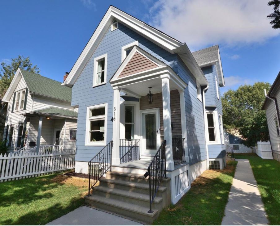 Blue Elegant House — Largo, FL — Larson Renovations LLC