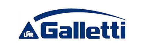 Logo Galletti con testo blu e una linea curva blu sopra. Un triangolo sulla sinistra.