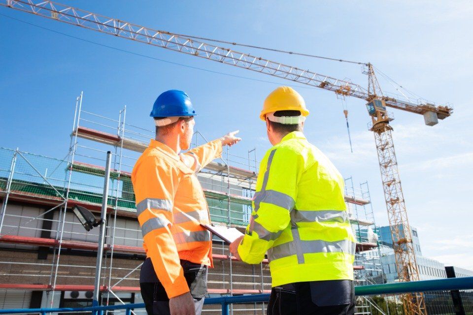 operai in cantiere