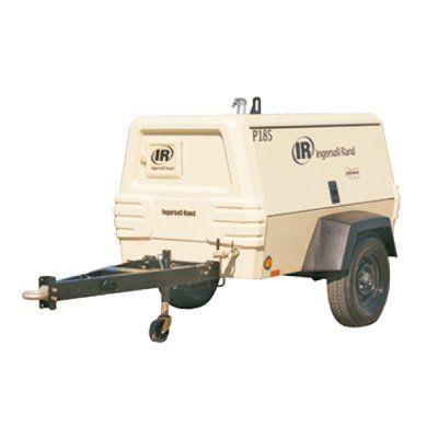Compresor de aire Ingersoll Rand P185 color crema sobre remolque, ruedas negras, enganche.
