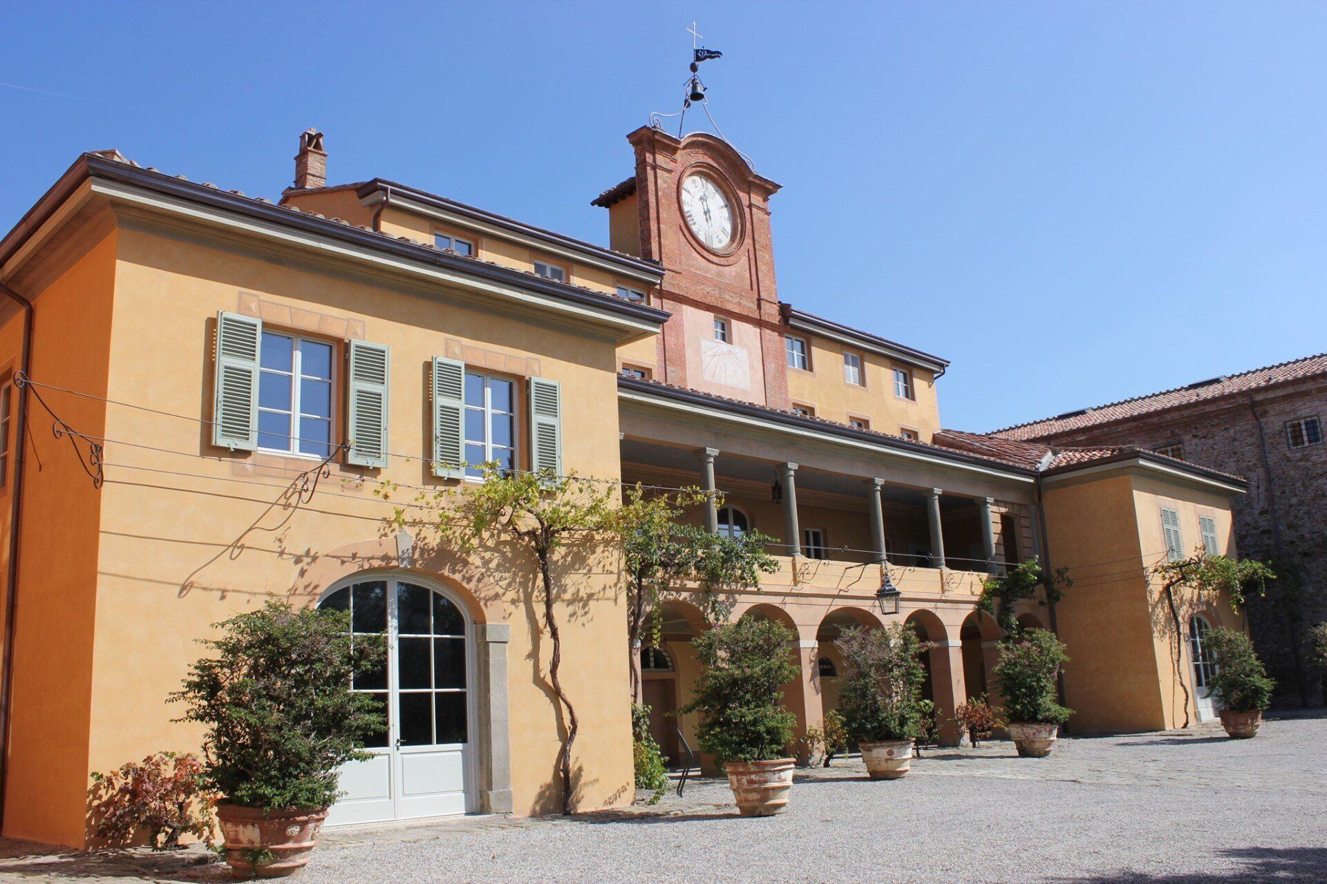 rifacimento prospetto palazzo comunale