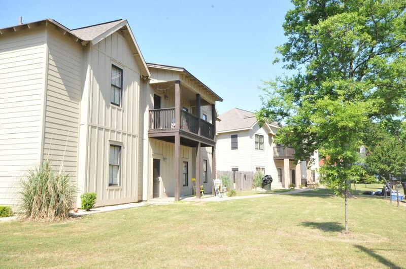 Cloverdale - Wesley Place