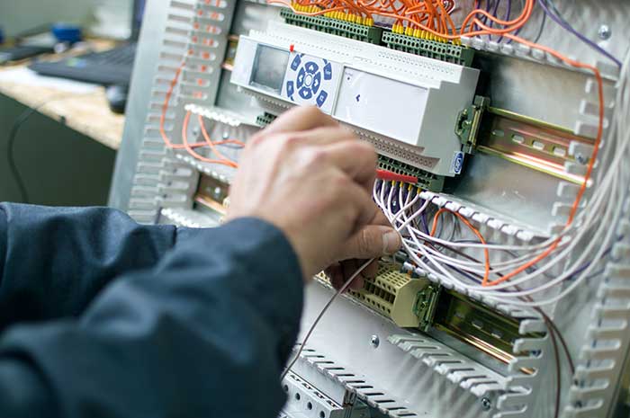 Industriall electrians, Midlands