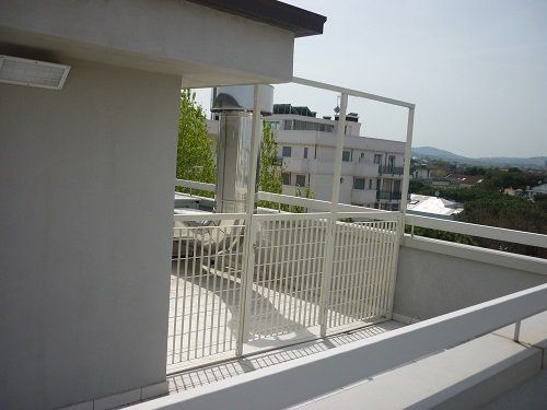 cancello di sicurezza in ferro battuto