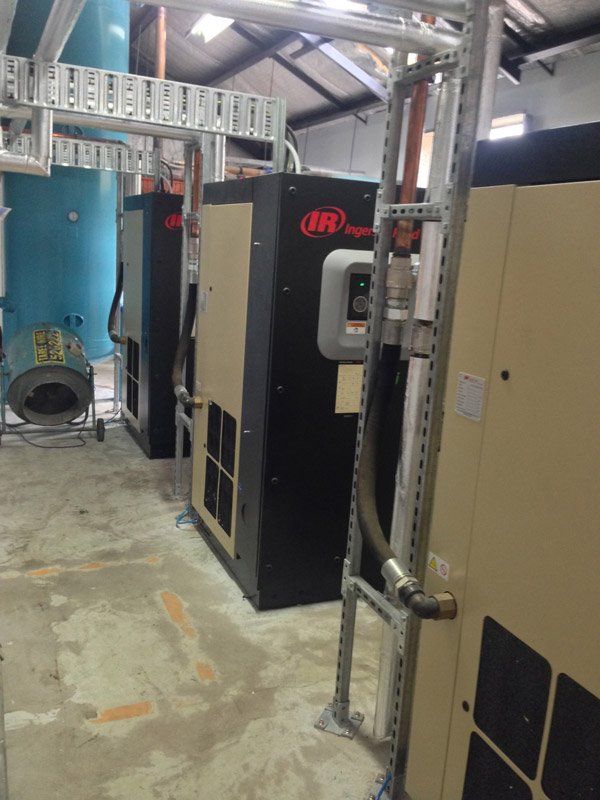 FCE-compressed-air-pipework-12