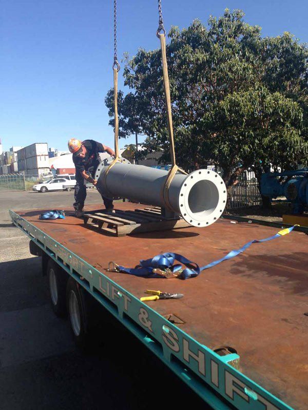 Flow Control Engineering Machinery Installation Lift & Shift