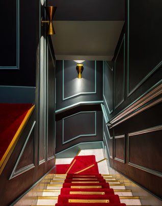 Disrepute staircase