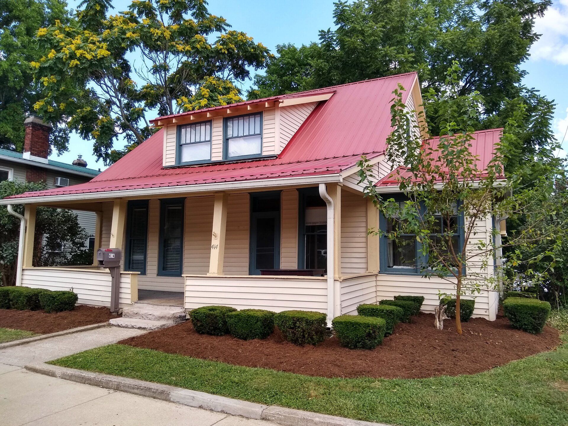 Grant 414 - exterior