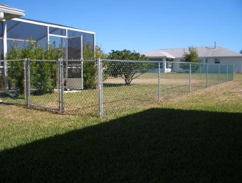 Green vinyl 4 foot residential with galvanized framework