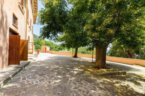 Il cortile esterno