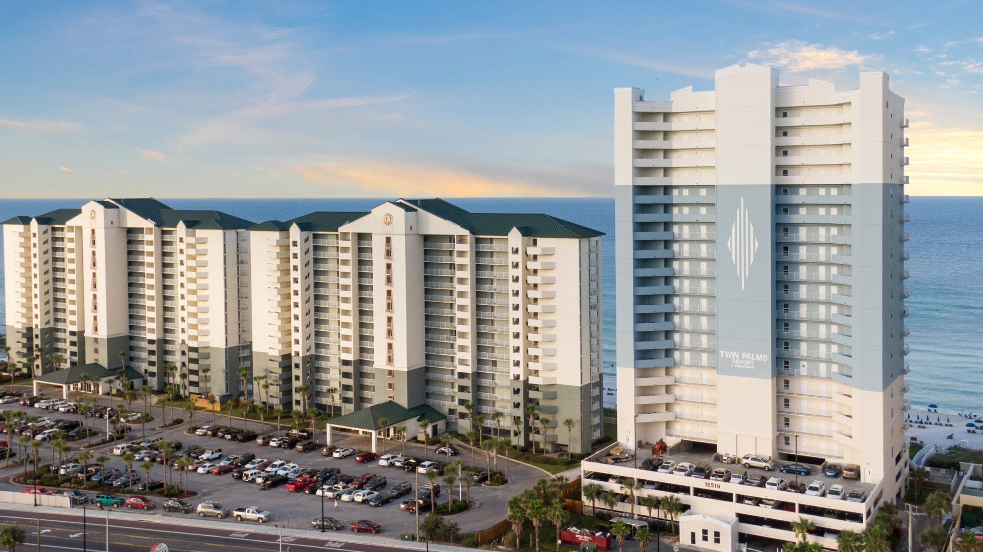 Twin Palms Exterior