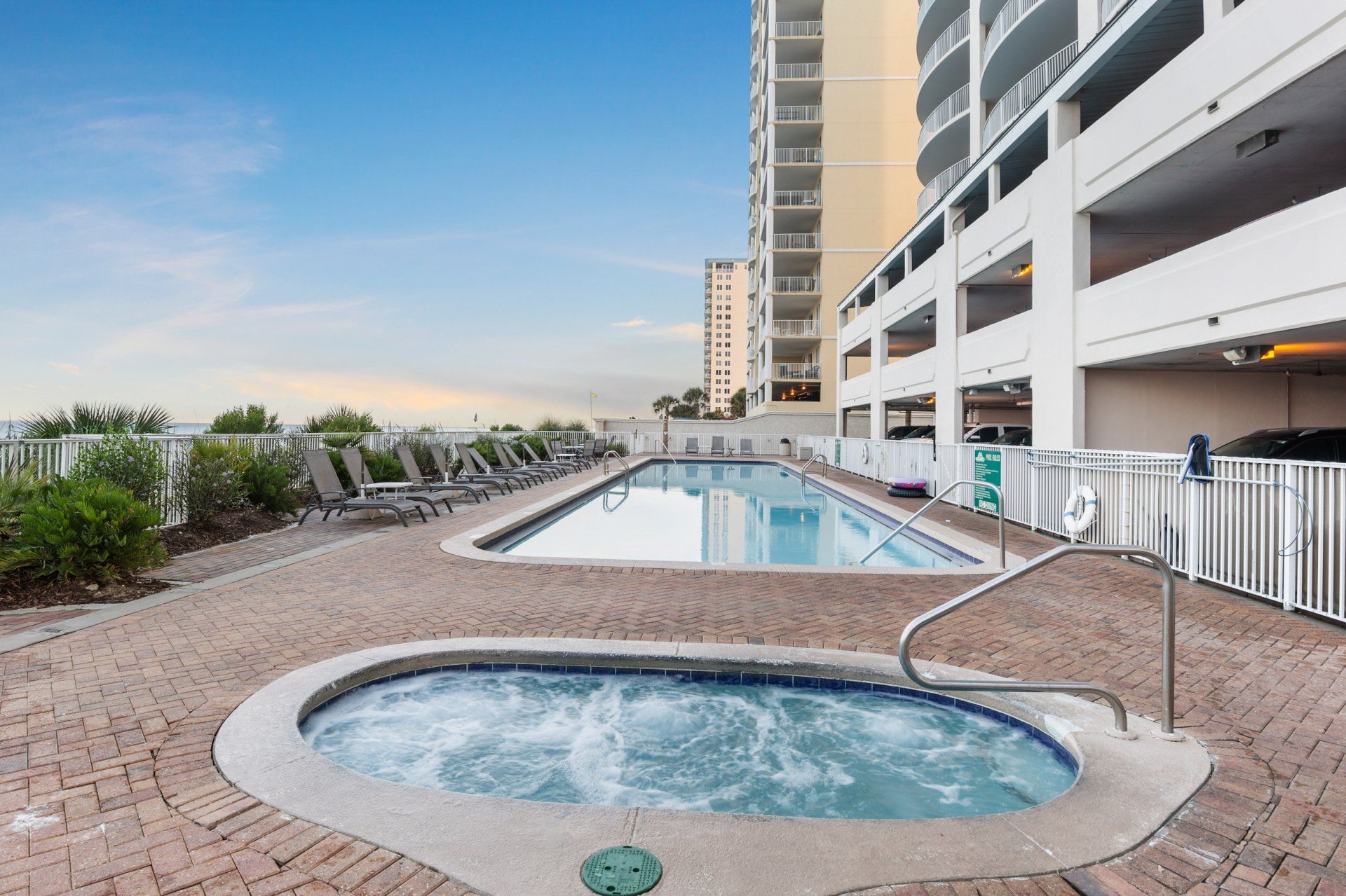 Twin Palms Pool