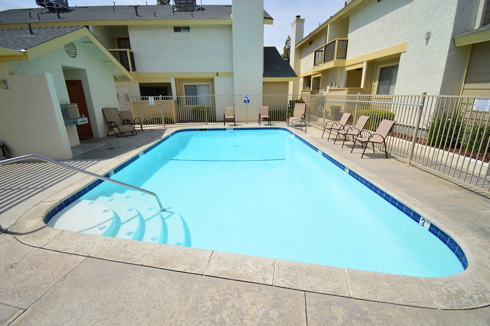 panorama pines