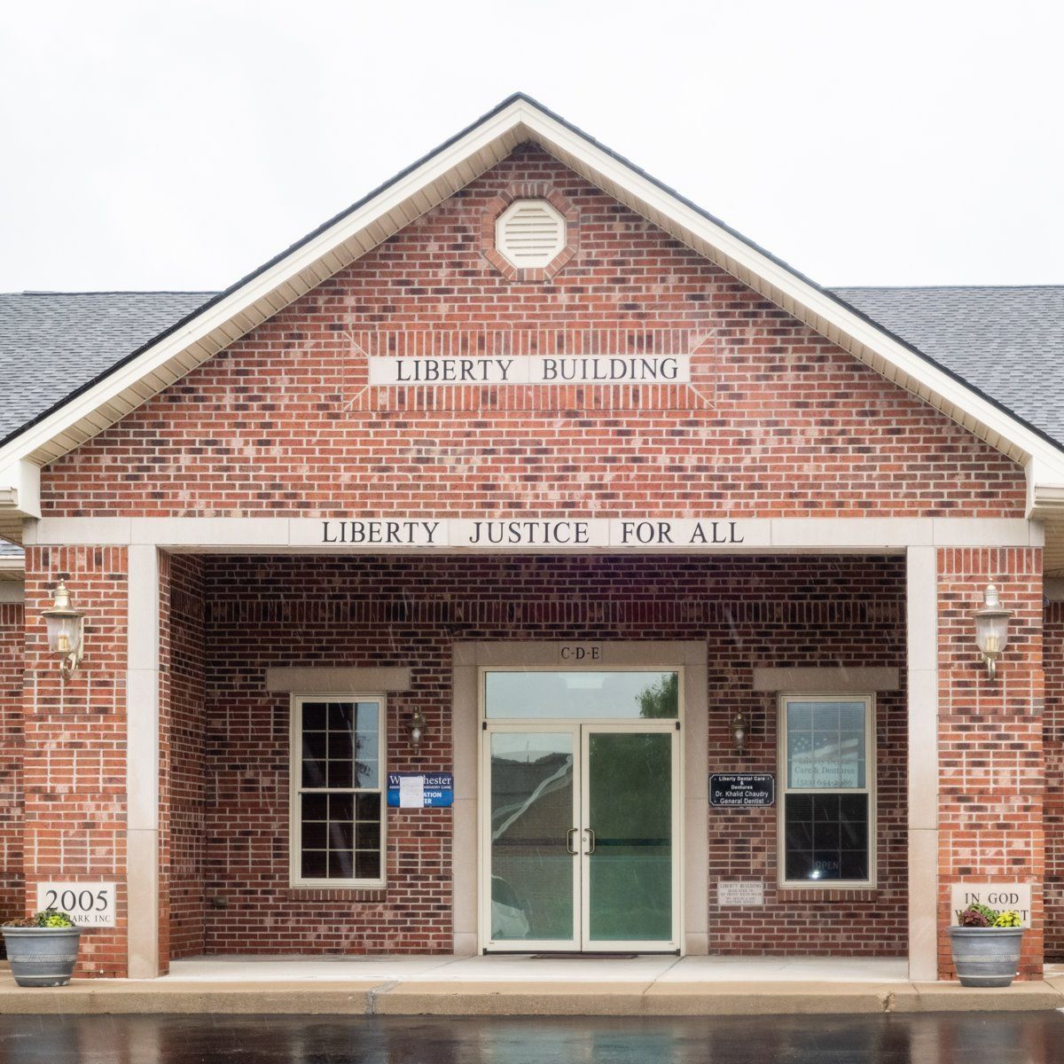 Crowns — Liberty Dental Building in Liberty Township, OH