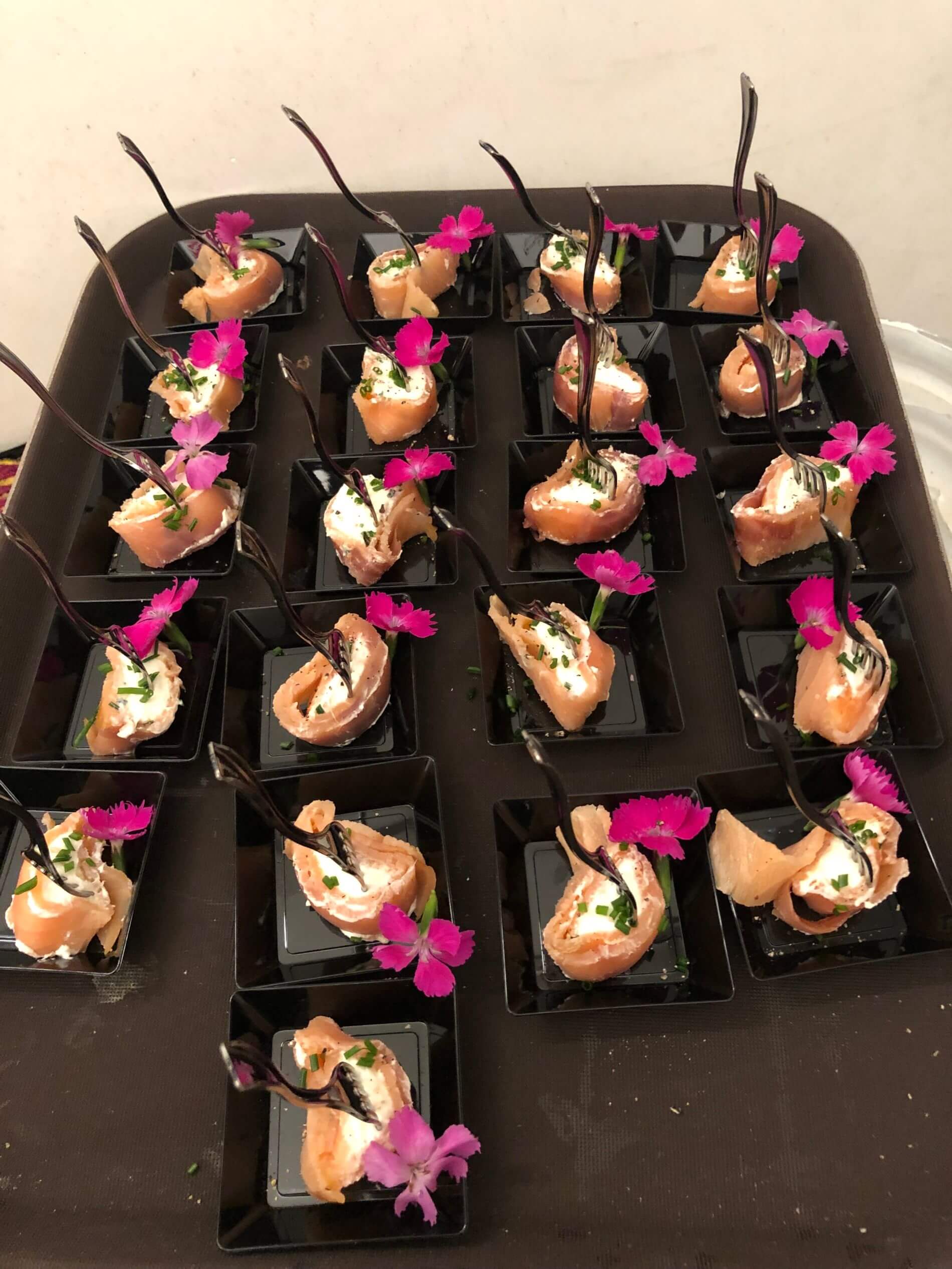 stuzzichini di salmone per buffet per cerimonie