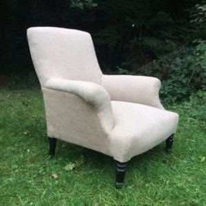 VICTORIAN ARM CHAIR