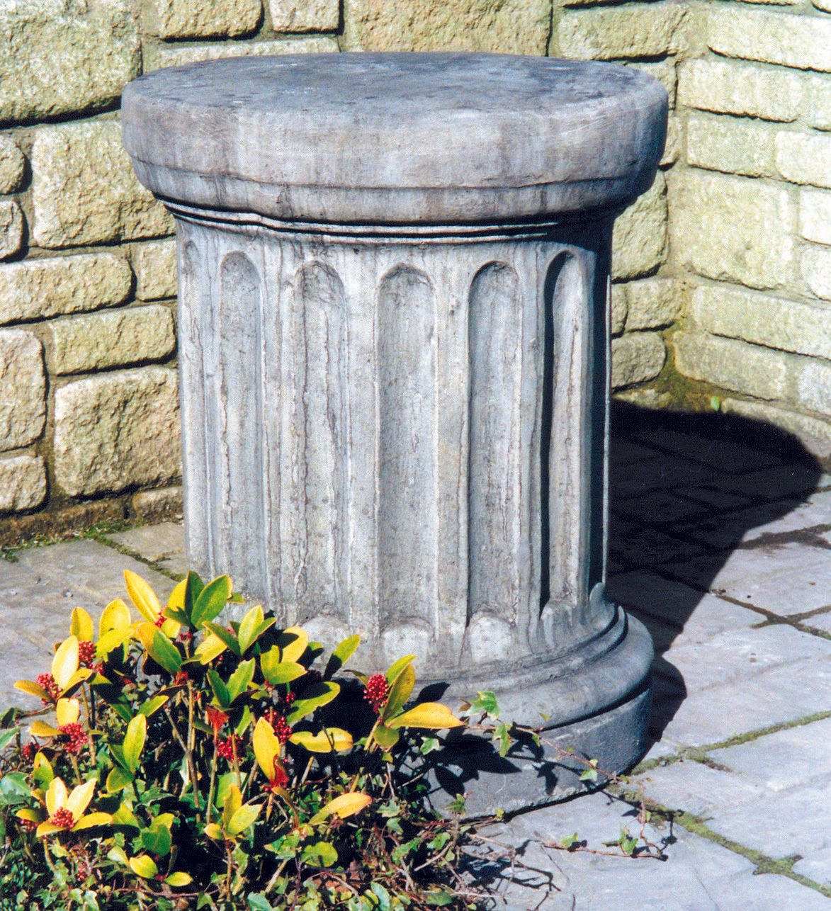 grand doric column stone garden statue
