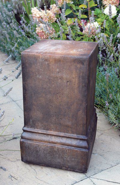 stone garden statue vienna plinth 1
